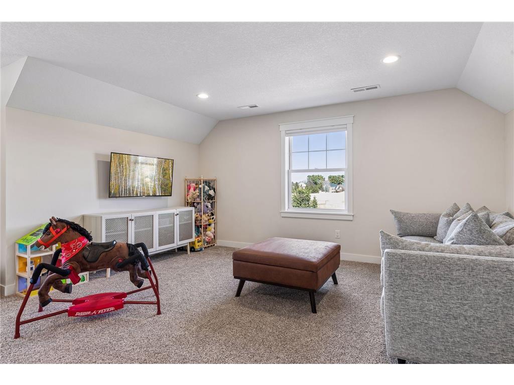 300 Lindsay Road Hudson WI 54016 7032689 image41