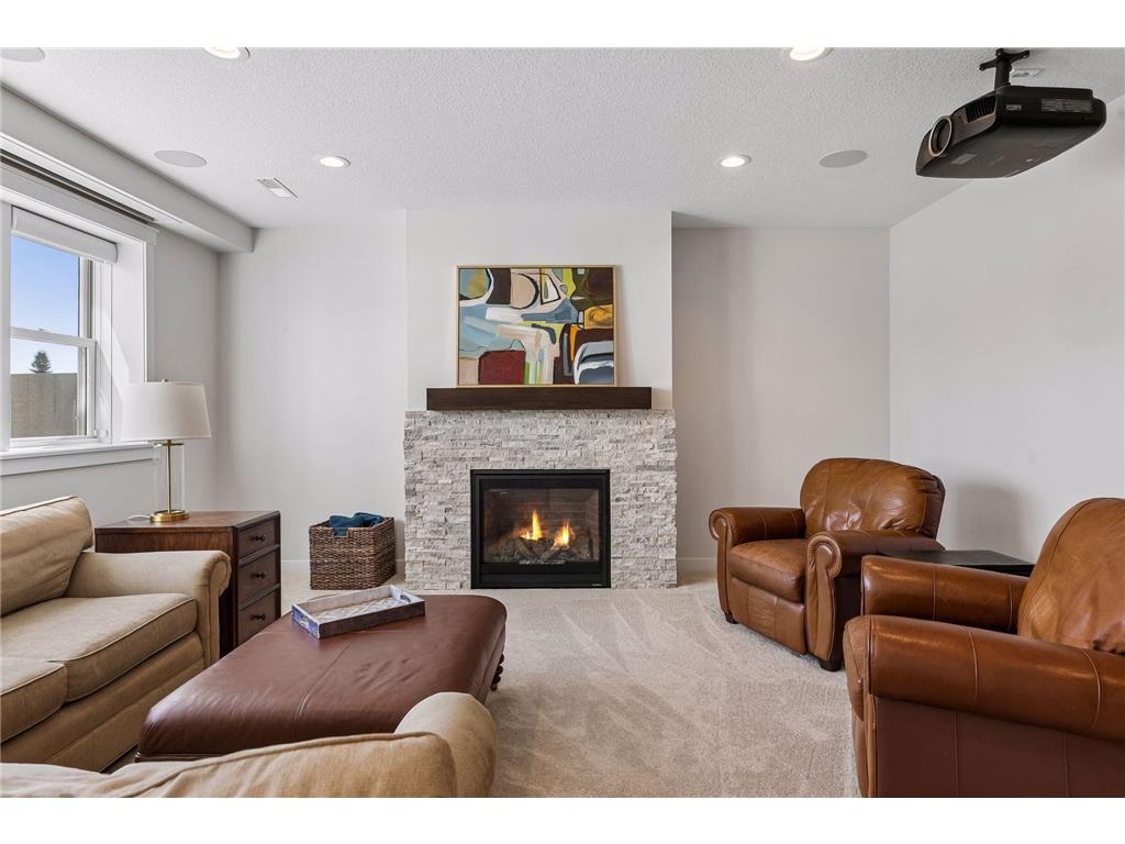 300 Lindsay Road Hudson WI 54016 7032689 image48