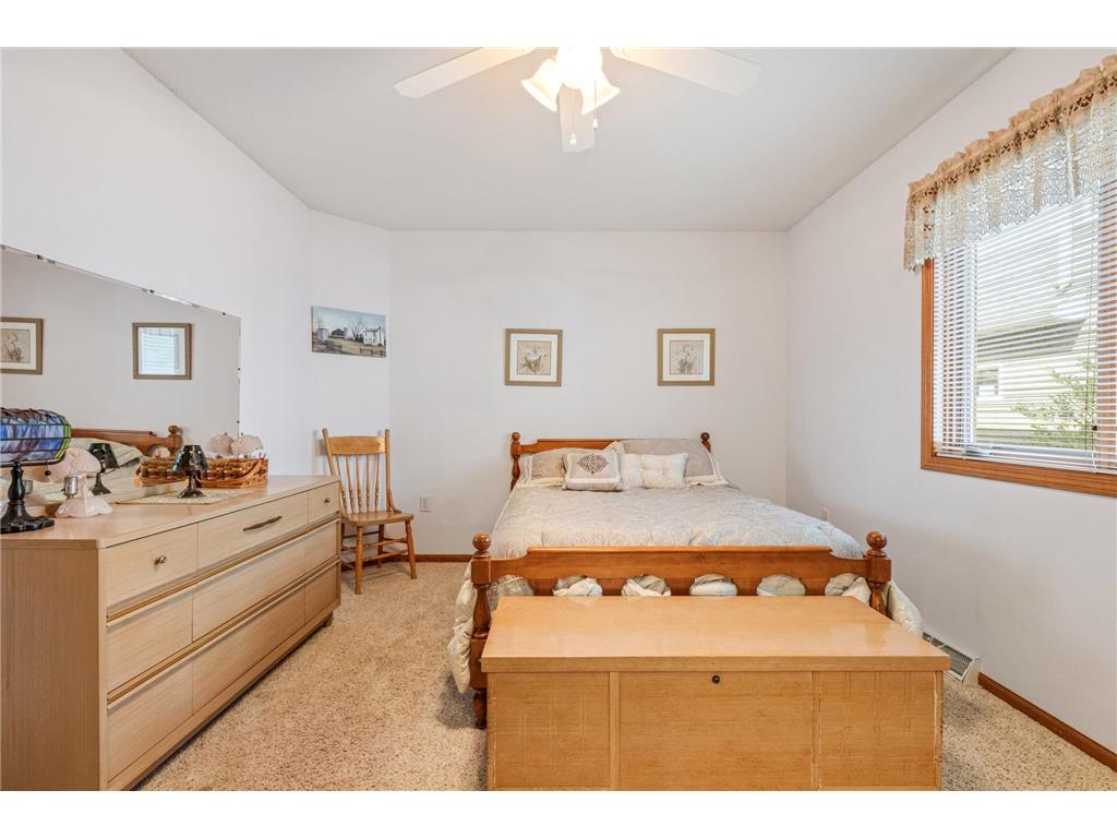 300 Marina Drive S Brownsville MN 55919 - Mississippi 7065636 image13
