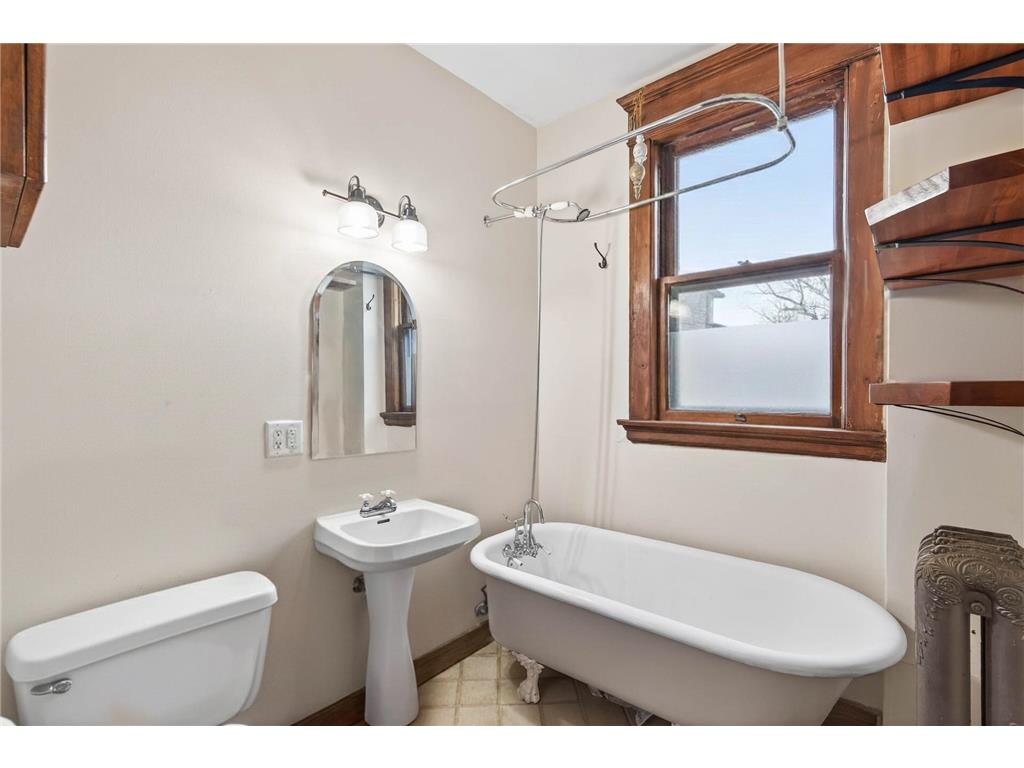 300 Marshall Avenue #6 Saint Paul MN 55102 7023807 image14