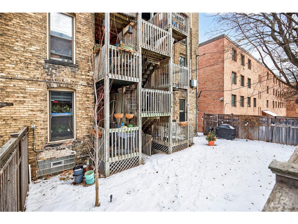 300 Marshall Avenue #6 Saint Paul MN 55102 7023807 image22