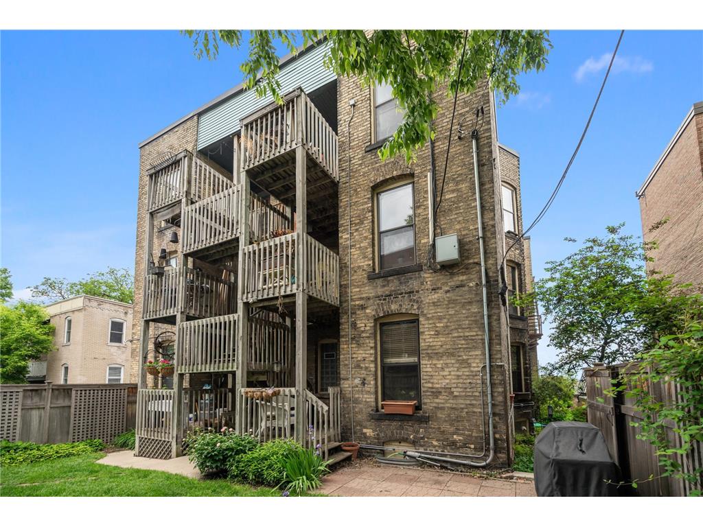 300 Marshall Avenue #6 Saint Paul MN 55102 7023807 image23