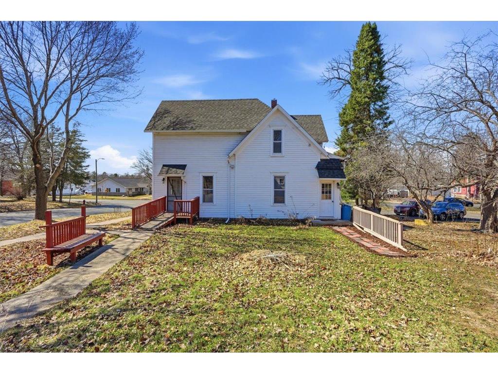 300 N 2nd Street River Falls WI 54022 7046566 image20