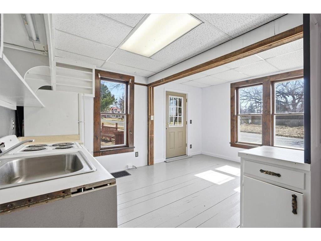 300 N 2nd Street River Falls WI 54022 7046566 image9