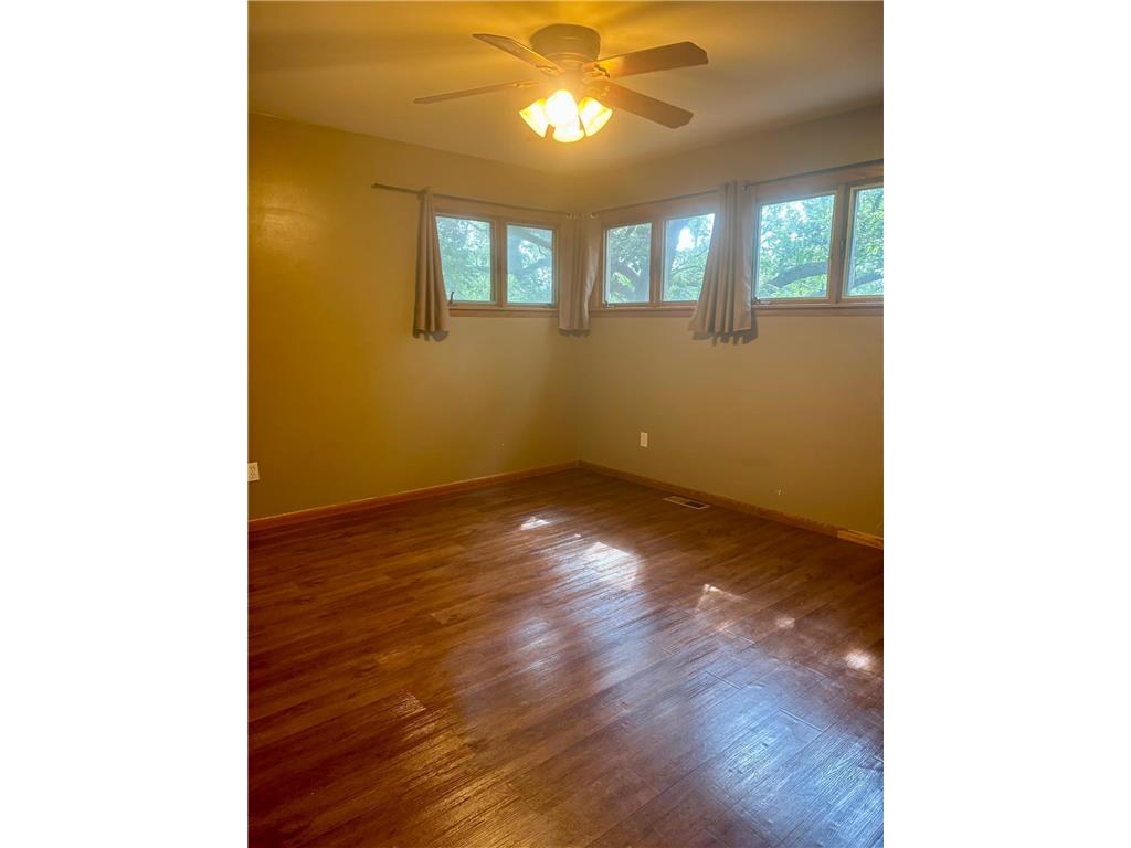 300 N Lincoln Street Redwood Falls MN 56283 6766775 image12