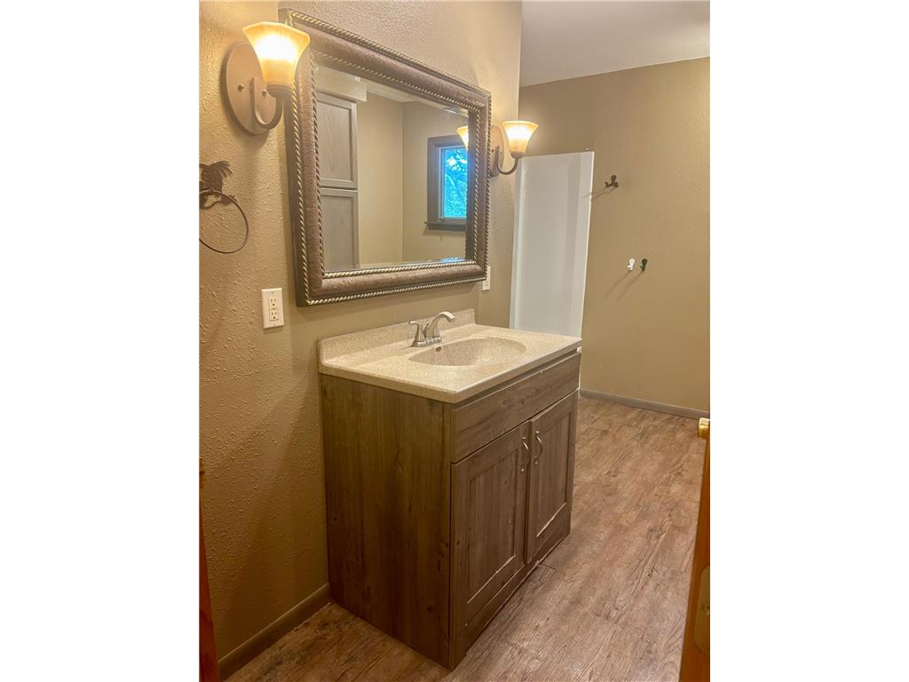 300 N Lincoln Street Redwood Falls MN 56283 6766775 image13