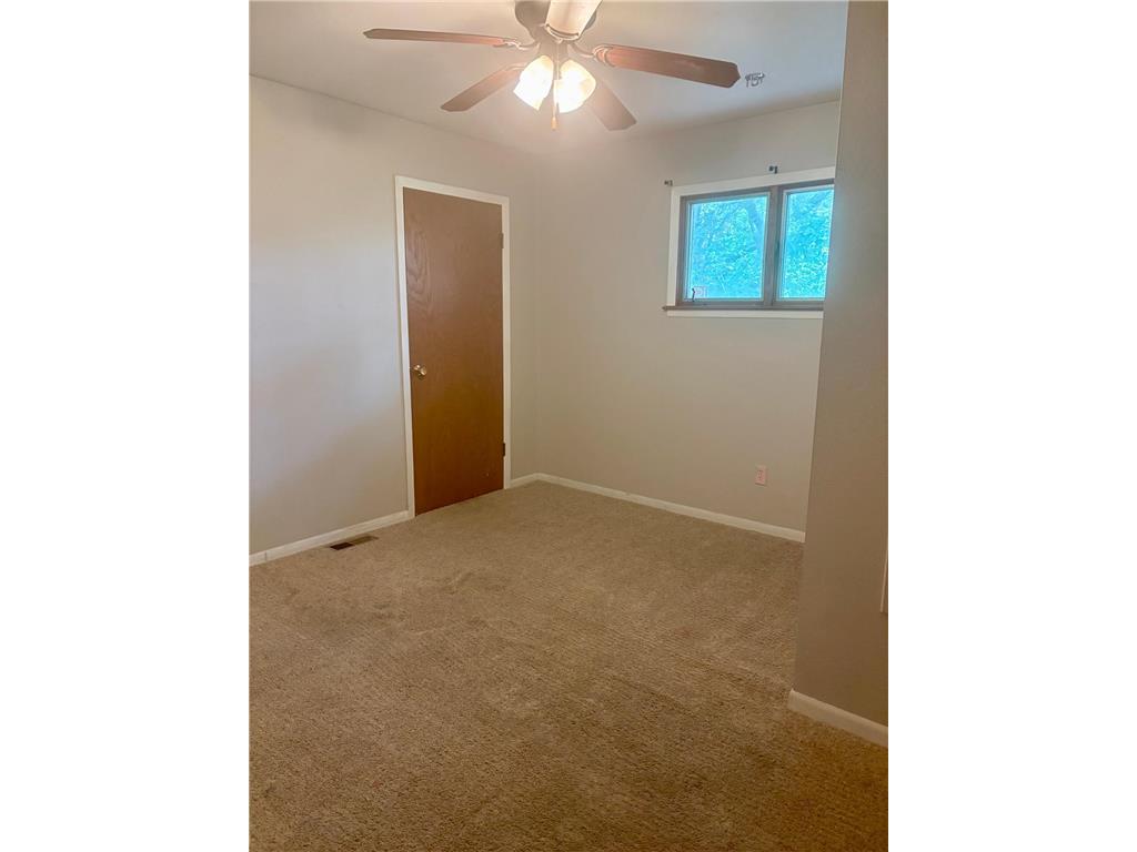 300 N Lincoln Street Redwood Falls MN 56283 6766775 image16