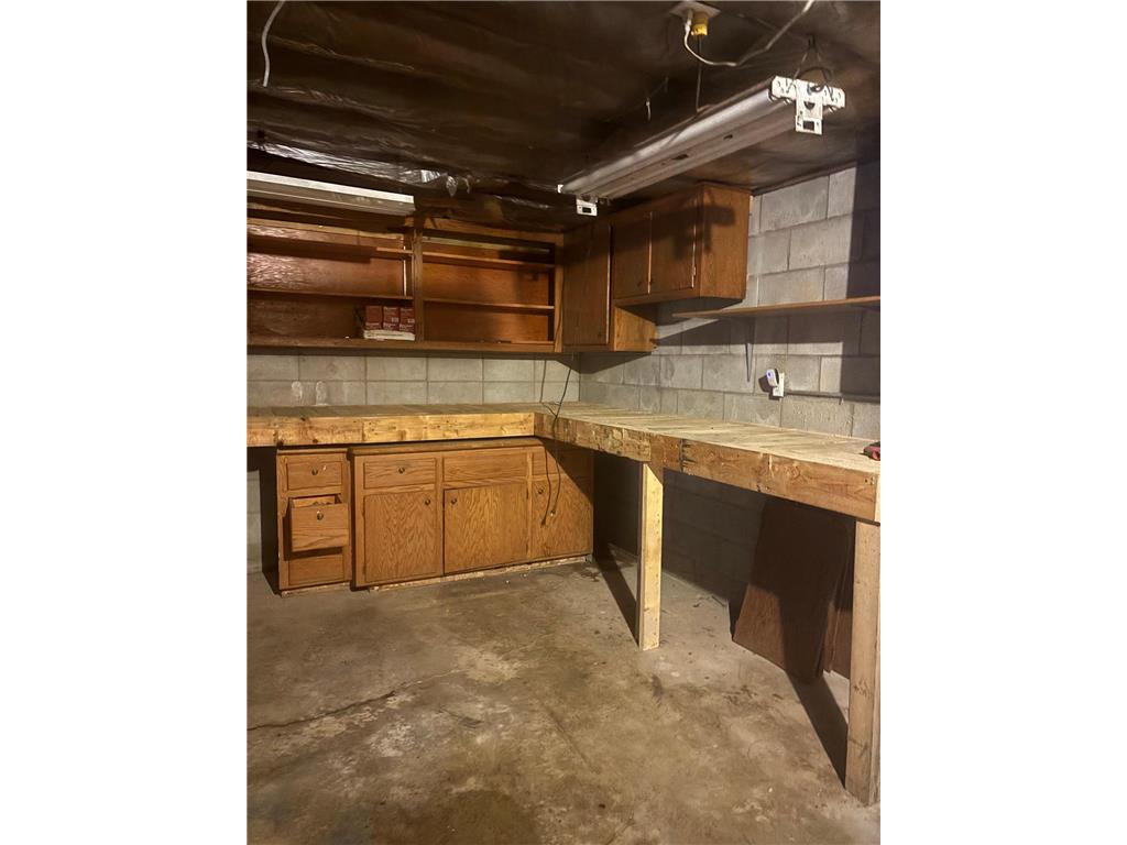 300 N Lincoln Street Redwood Falls MN 56283 6766775 image23