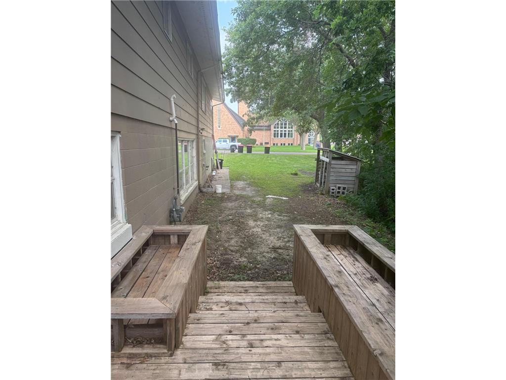 300 N Lincoln Street Redwood Falls MN 56283 6766775 image5