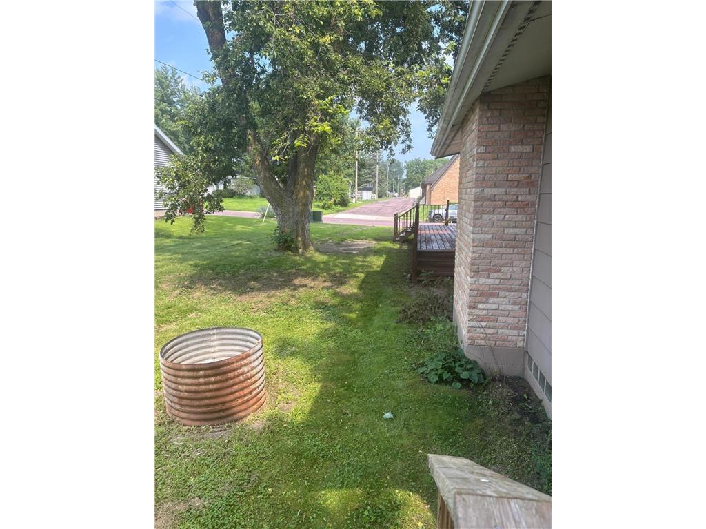 300 N Lincoln Street Redwood Falls MN 56283 6766775 image7