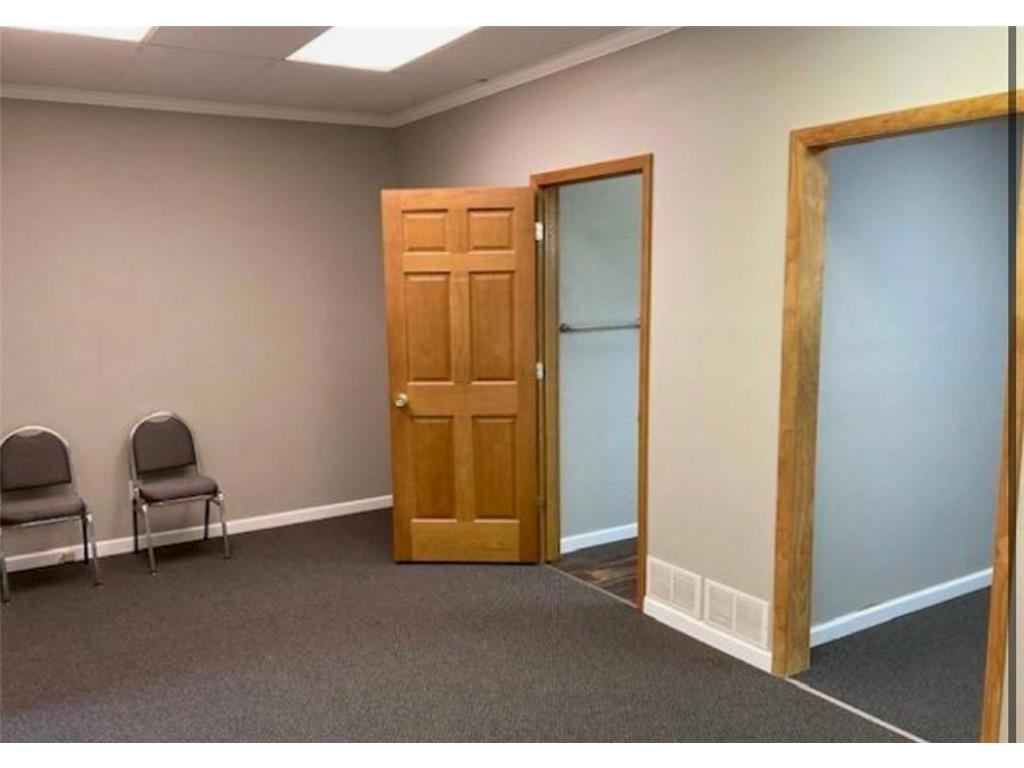 300 Pine Street Nicollet MN 56074 6683047 image10