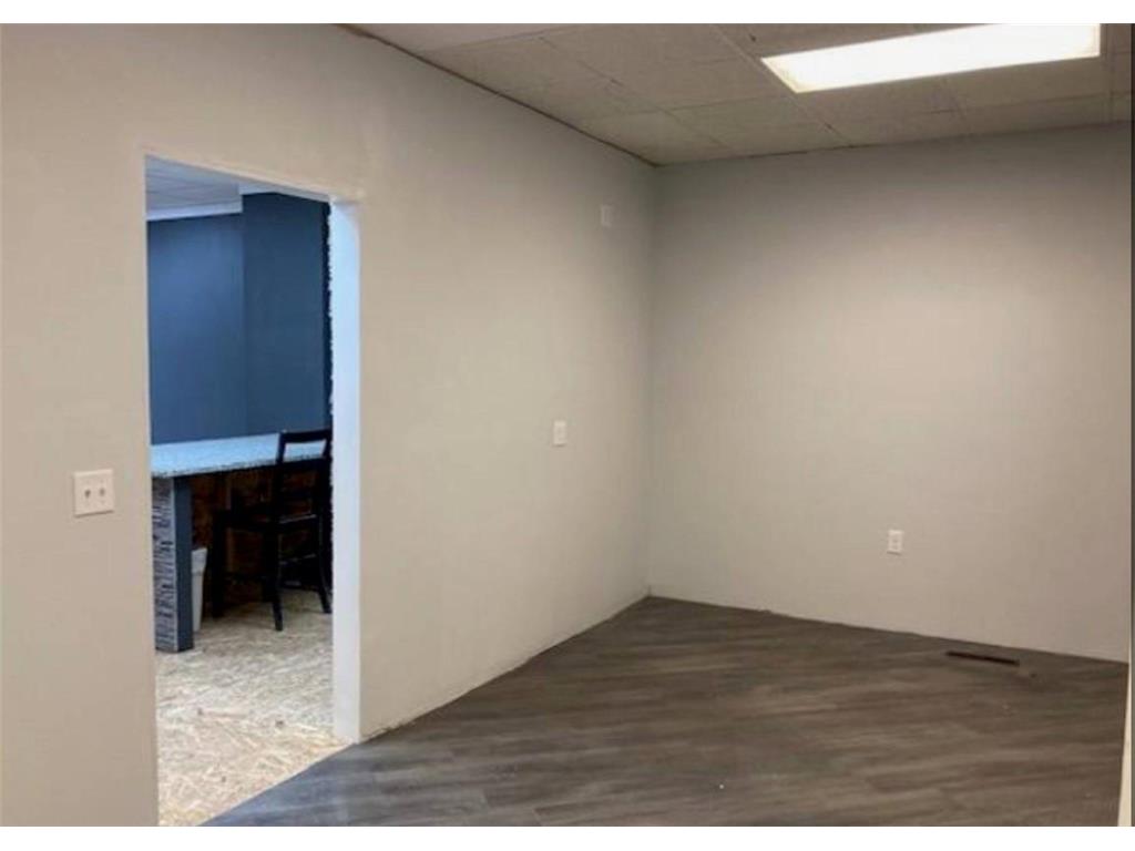 300 Pine Street Nicollet MN 56074 6683047 image14