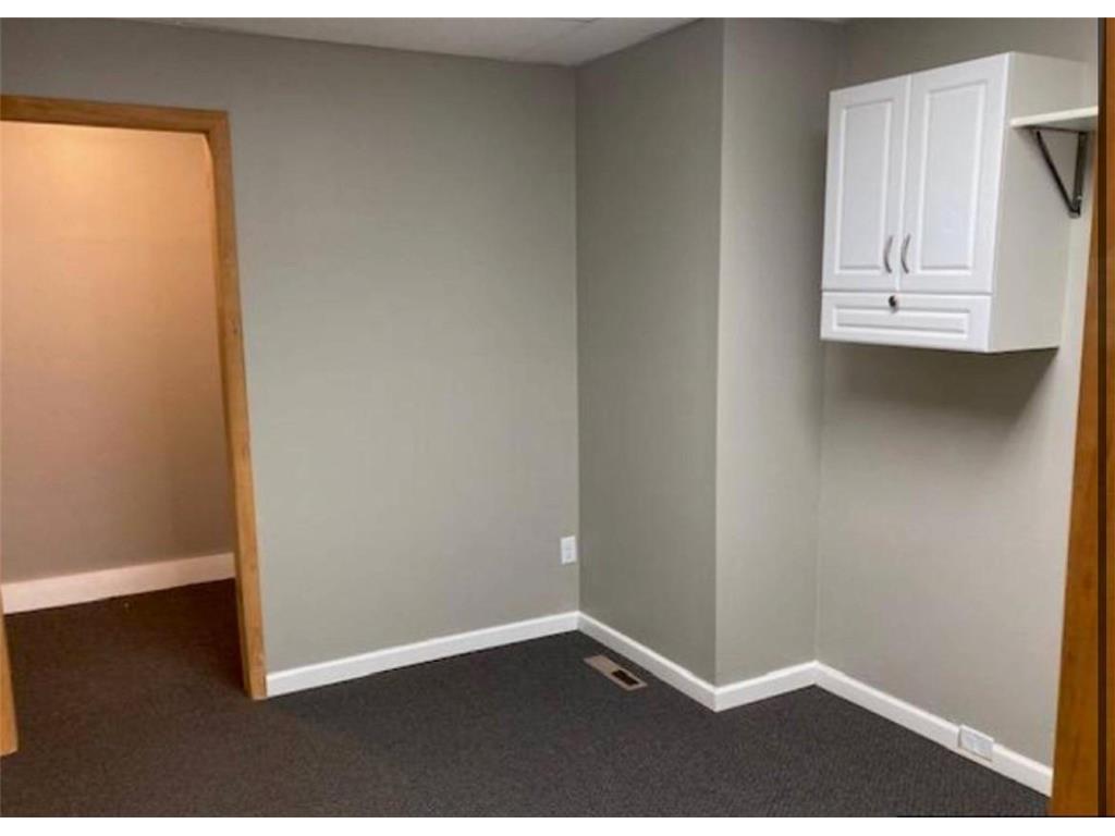 300 Pine Street Nicollet MN 56074 6683047 image8