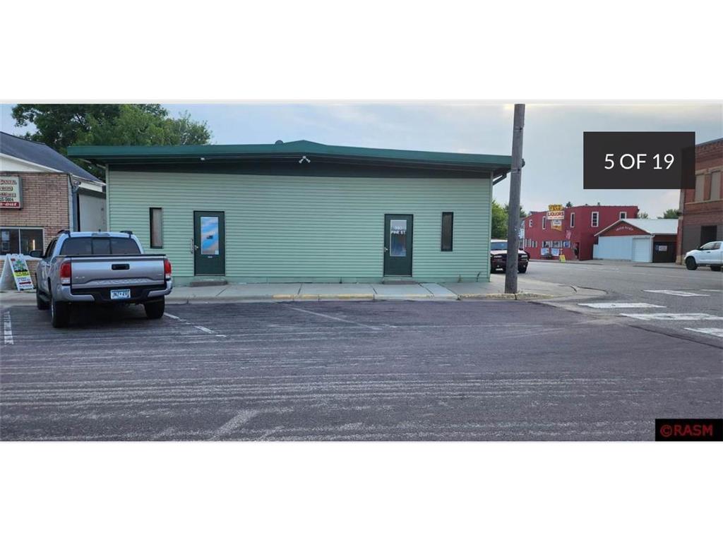 300 Pine Street Nicollet MN 56074 7043588 image1