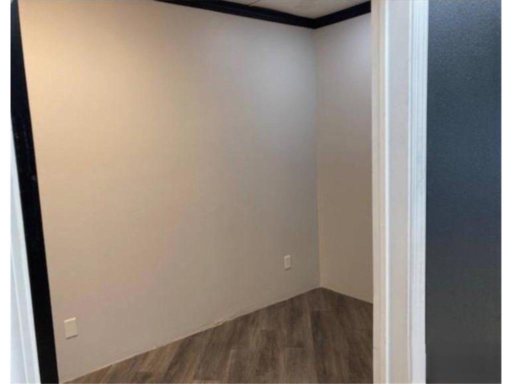 300 Pine Street Nicollet MN 56074 7043588 image9