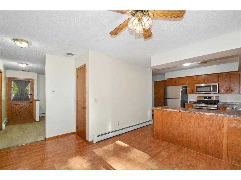 300 Quaker Lane N Plymouth MN 55441 7091645 image11
