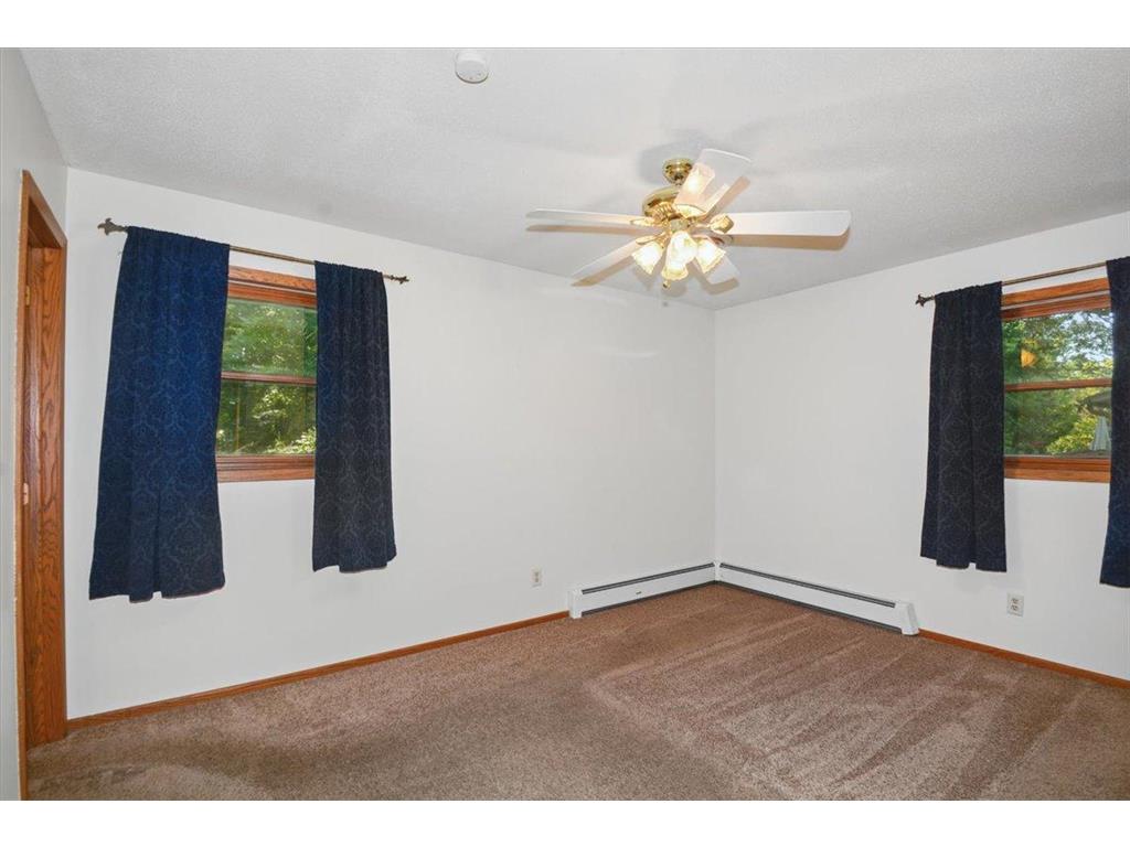 300 Quaker Lane N Plymouth MN 55441 7091645 image13