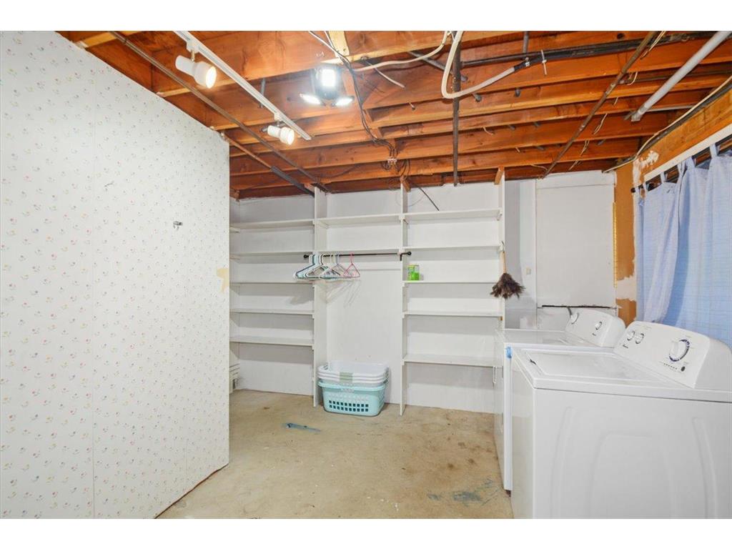 300 Quaker Lane N Plymouth MN 55441 7091645 image17