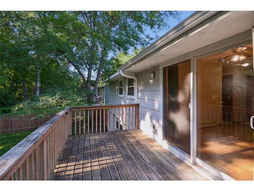 300 Quaker Lane N Plymouth MN 55441 7091645 image18
