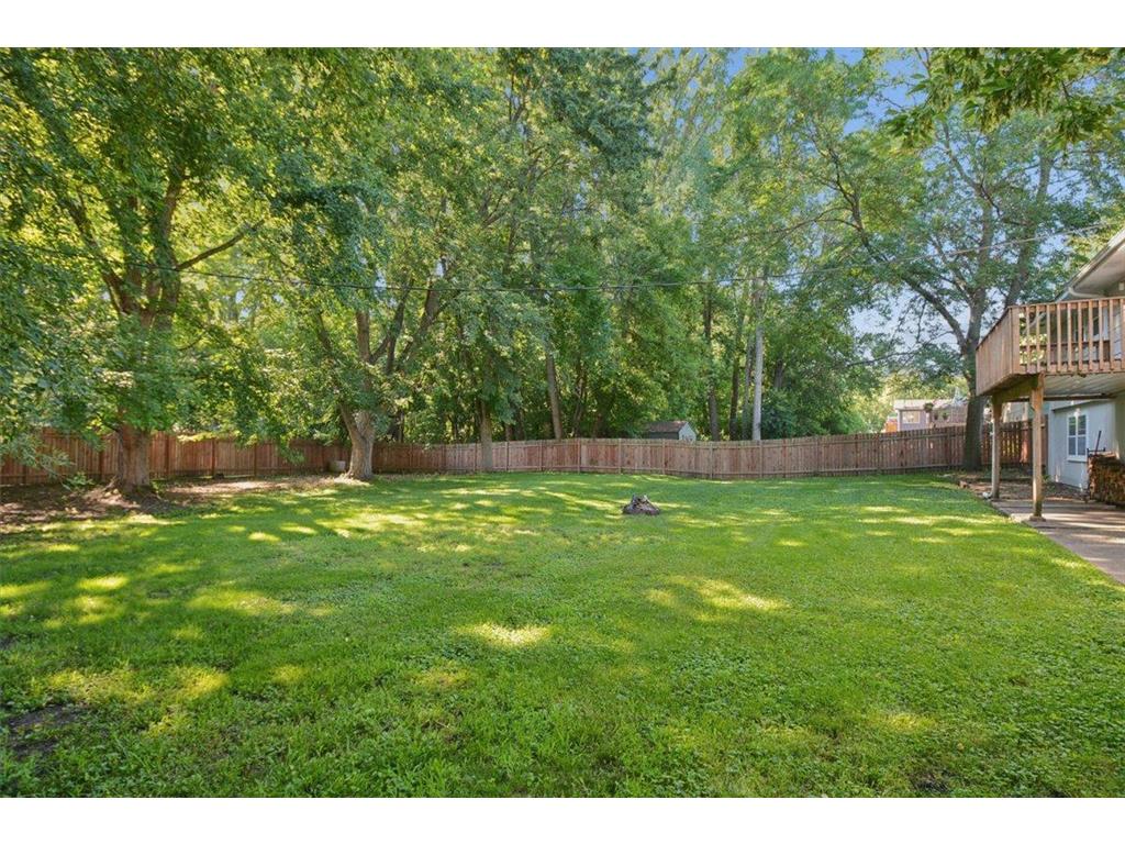 300 Quaker Lane N Plymouth MN 55441 7091645 image20