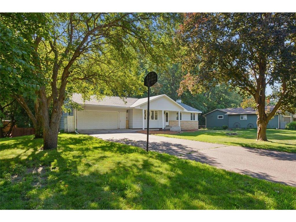 300 Quaker Lane N Plymouth MN 55441 7091645 image4