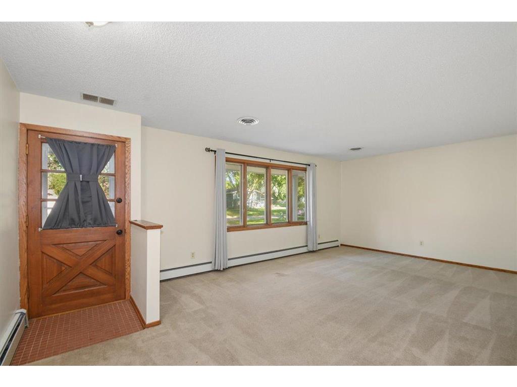 300 Quaker Lane N Plymouth MN 55441 7091645 image5