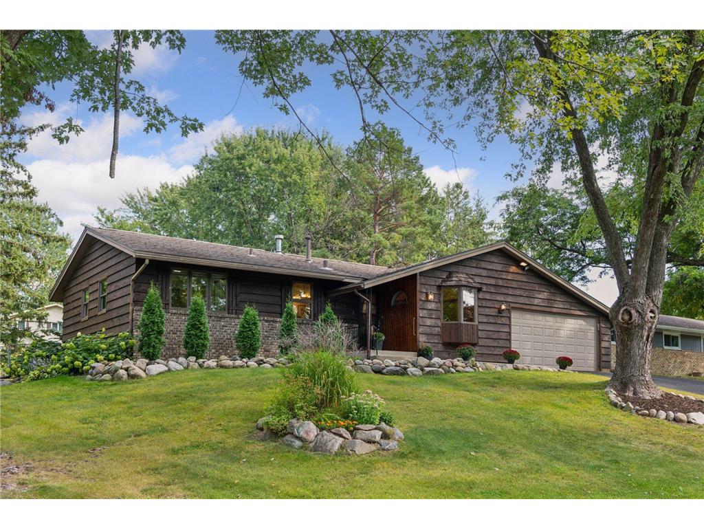 300 Russell Lane Long Lake MN 55356 6776555 image1