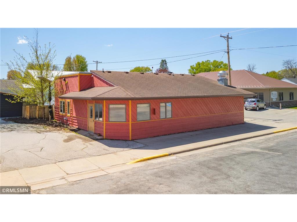 300 S Main Street Pine Island MN 55963 7012282 image1