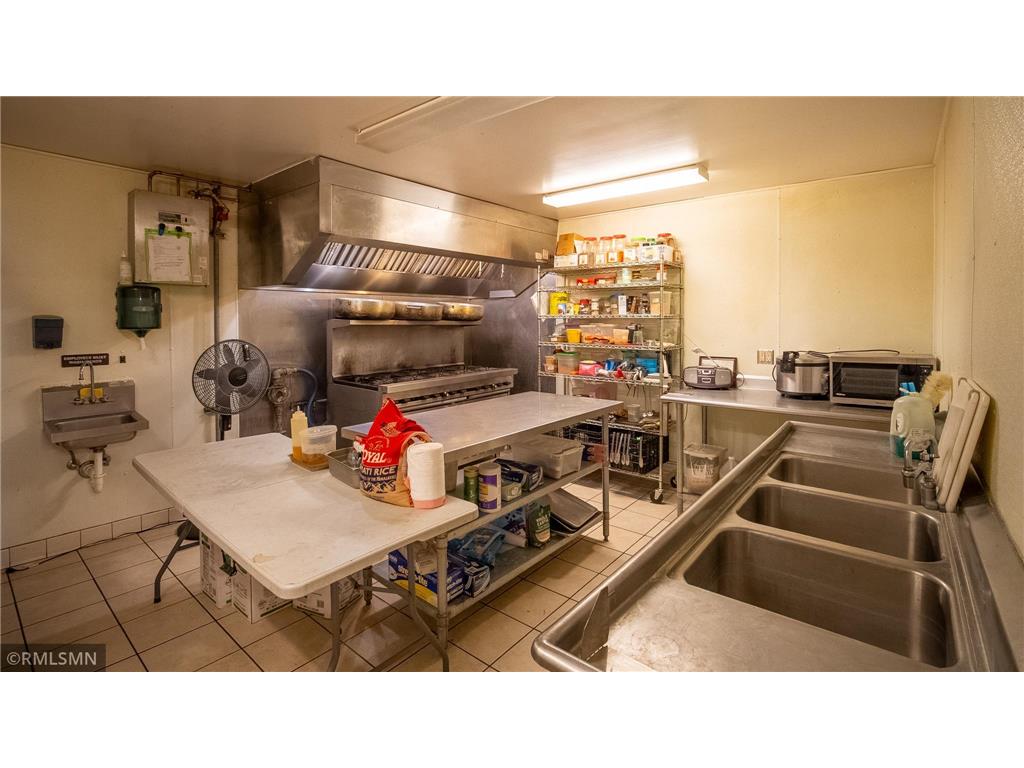 300 S Main Street Pine Island MN 55963 7012282 image3