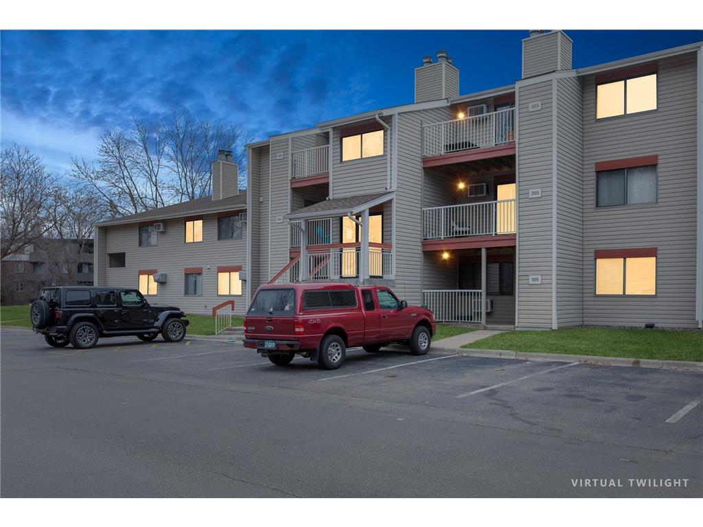 300 Shelard Parkway #105 Saint Louis Park MN 55426 6489893 image1
