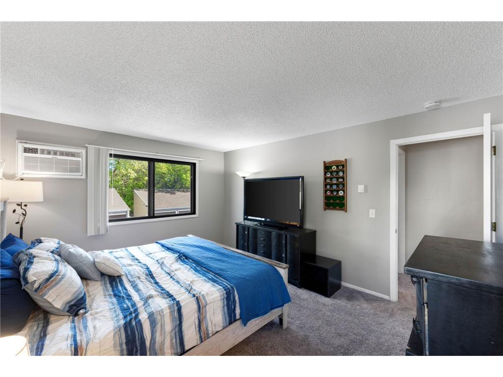 300 Shelard Parkway #209 Saint Louis Park MN 55426 7069098 image14