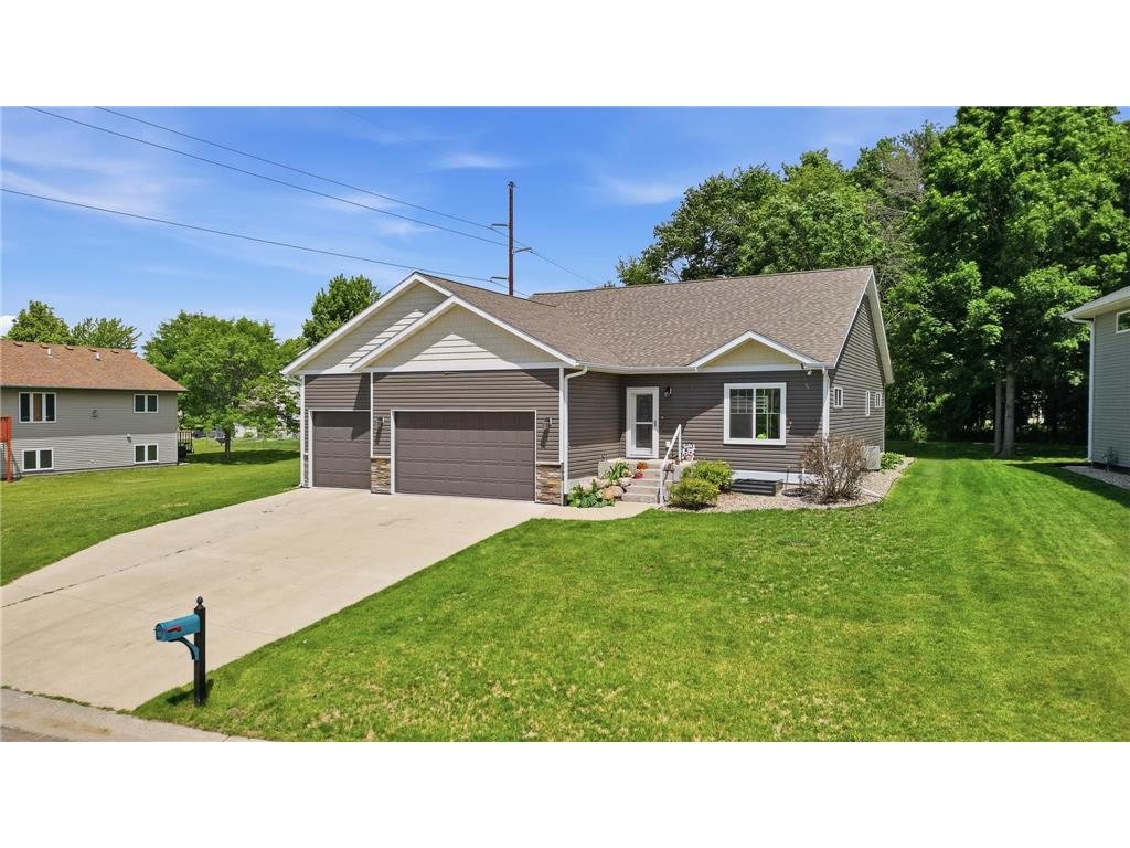 300 Tanager Road Mankato MN 56001 7086654 image3