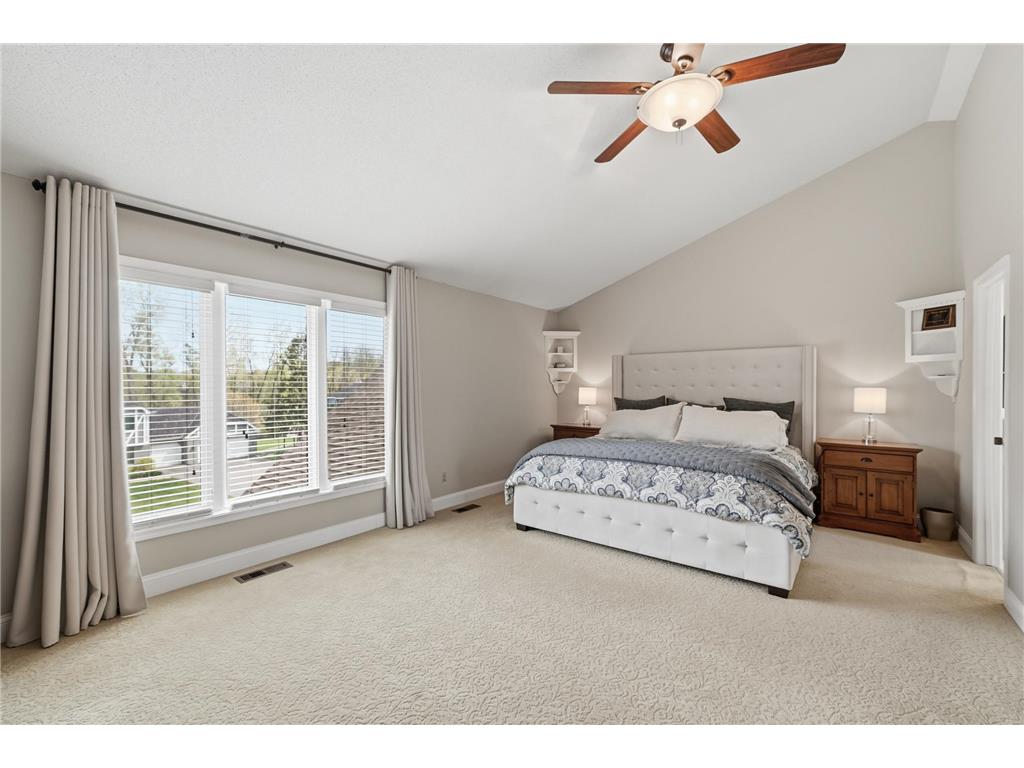 300 Trappers Pass Chanhassen MN 55317 7011304 image17