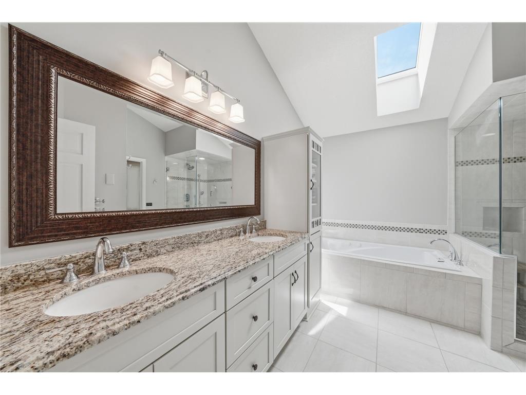 300 Trappers Pass Chanhassen MN 55317 7011304 image19