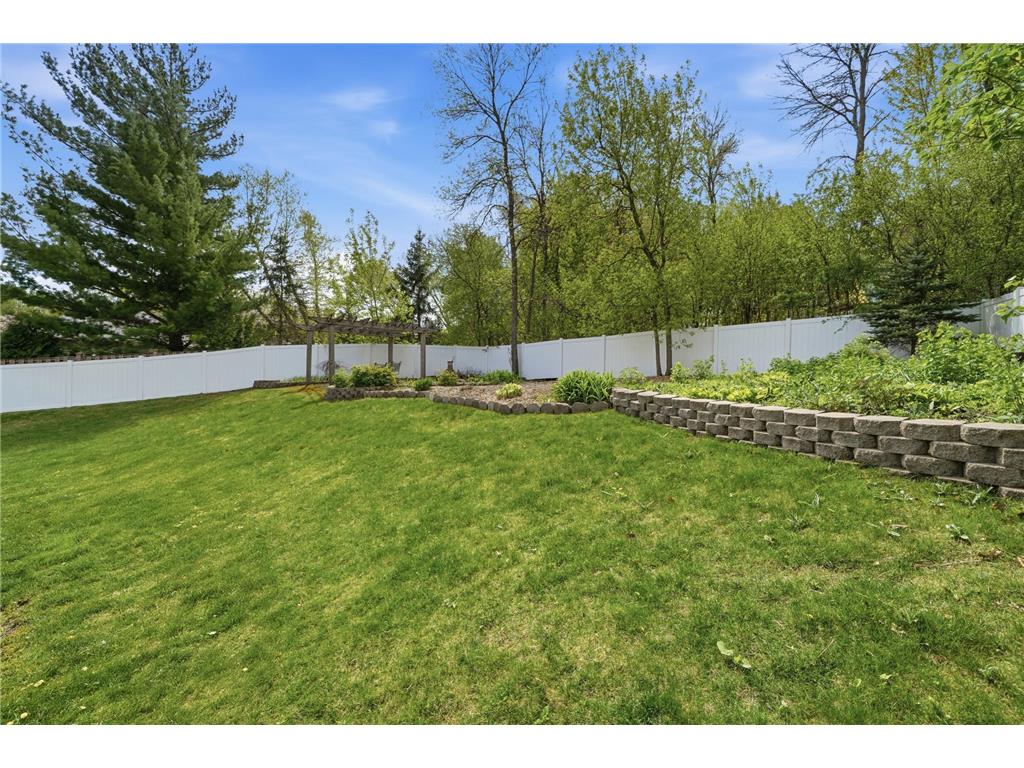 300 Trappers Pass Chanhassen MN 55317 7011304 image28
