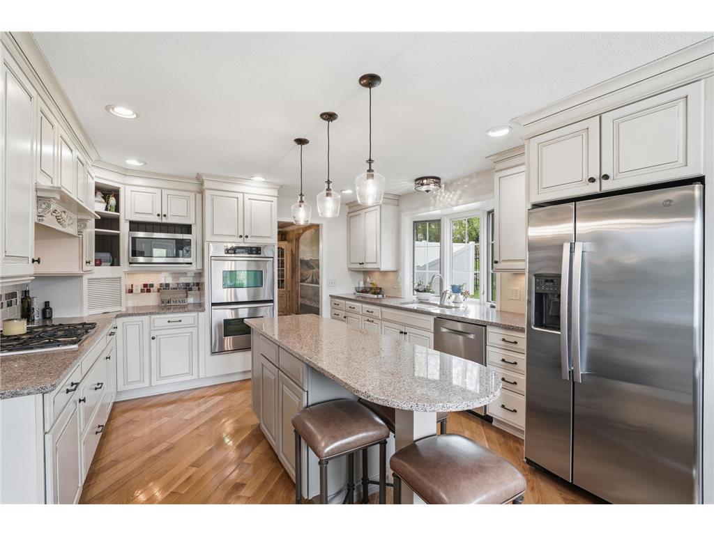 300 Trappers Pass Chanhassen MN 55317 7011304 image7