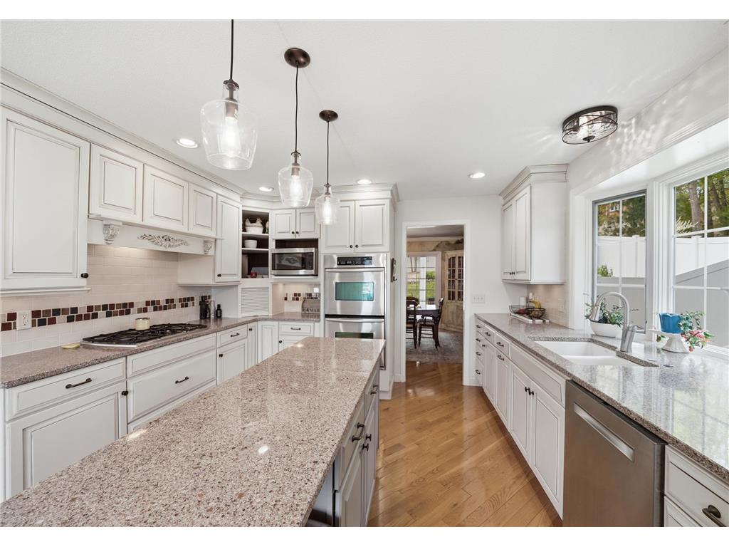 300 Trappers Pass Chanhassen MN 55317 7011304 image9