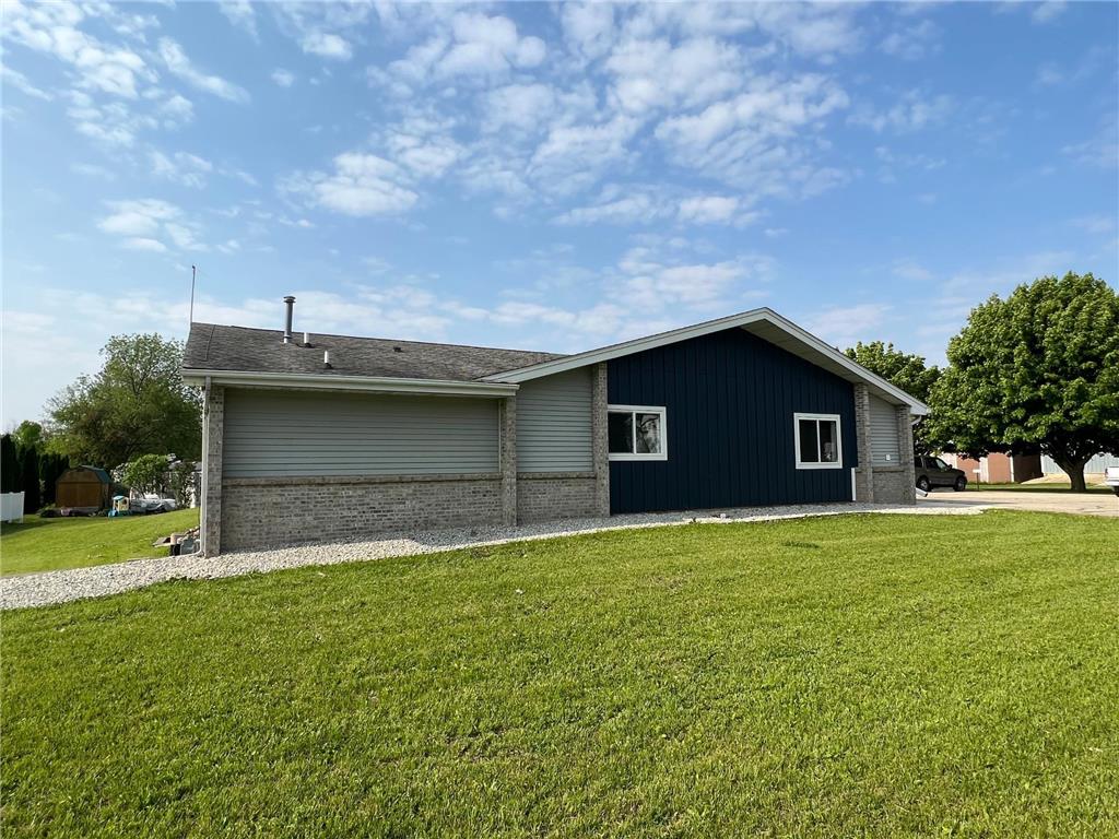 300 W Tracy Road Spring Valley Twp MN 55975 6376494 image1