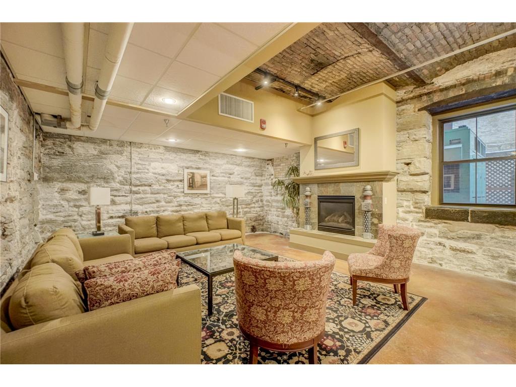 300 Wall Street #307 Saint Paul MN 55101 7020891 image20