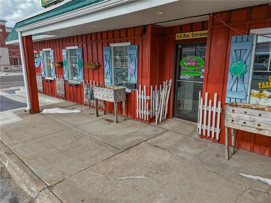 300 West Main St Perham MN 56573 7012037 image10