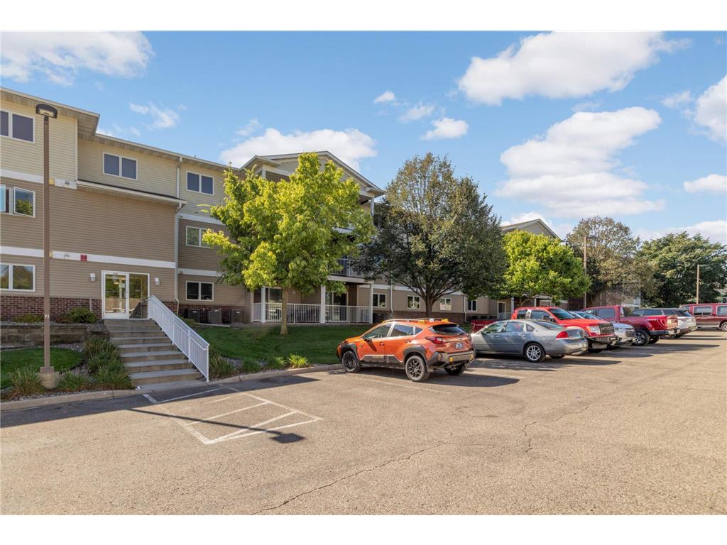 300 Whispering Lane #201 Hastings MN 55033 6790319 image1