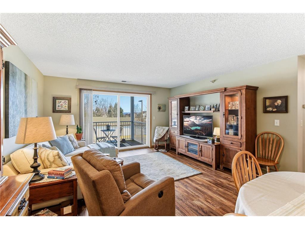 300 Whispering Lane #207 Hastings MN 55033 7054193 image1