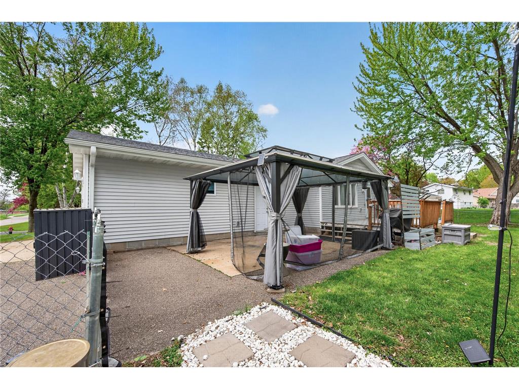 3000 Gettysburg Avenue N New Hope MN 55427 7071157 image42