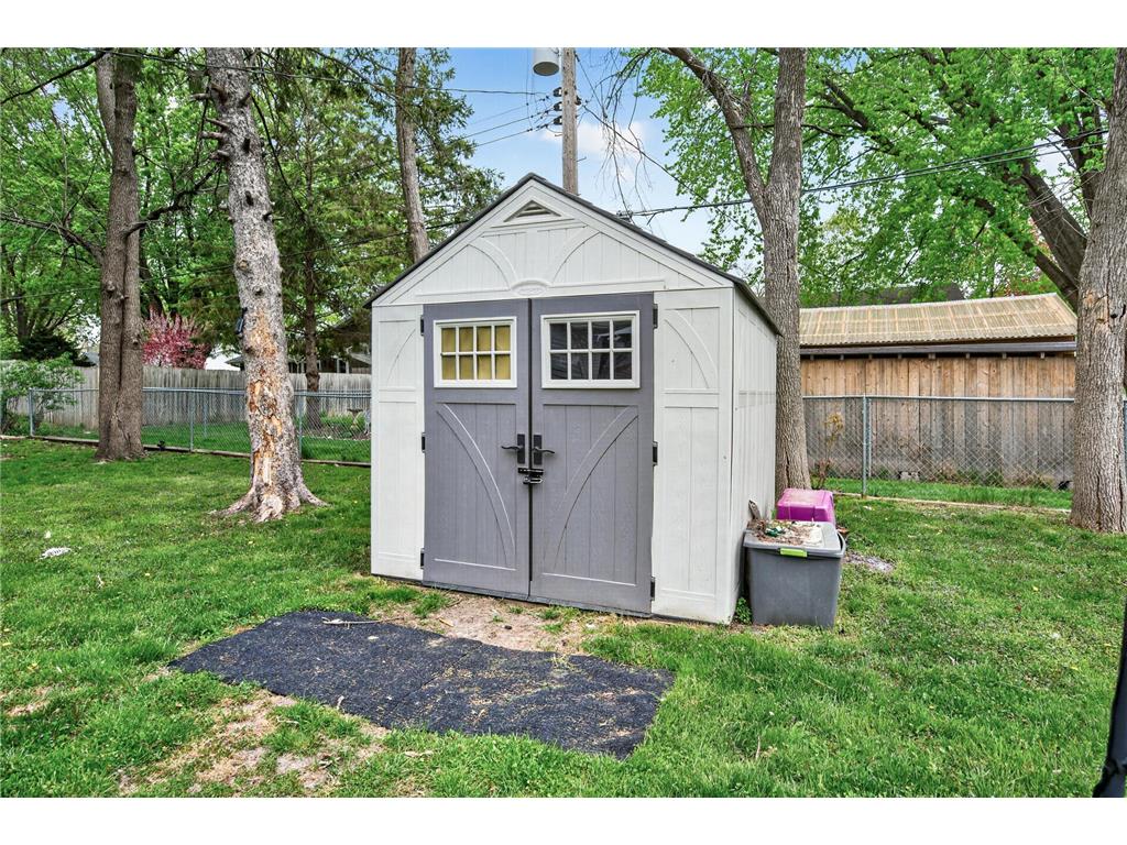 3000 Gettysburg Avenue N New Hope MN 55427 7071157 image47