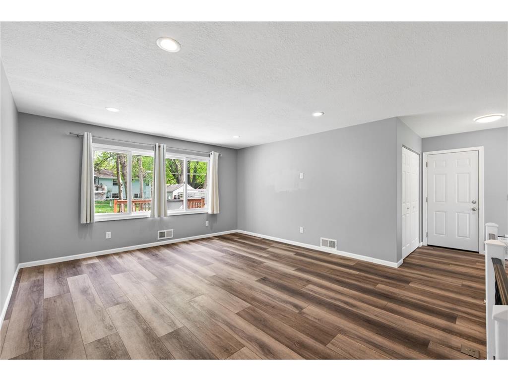 3000 Gettysburg Avenue N New Hope MN 55427 7071157 image9