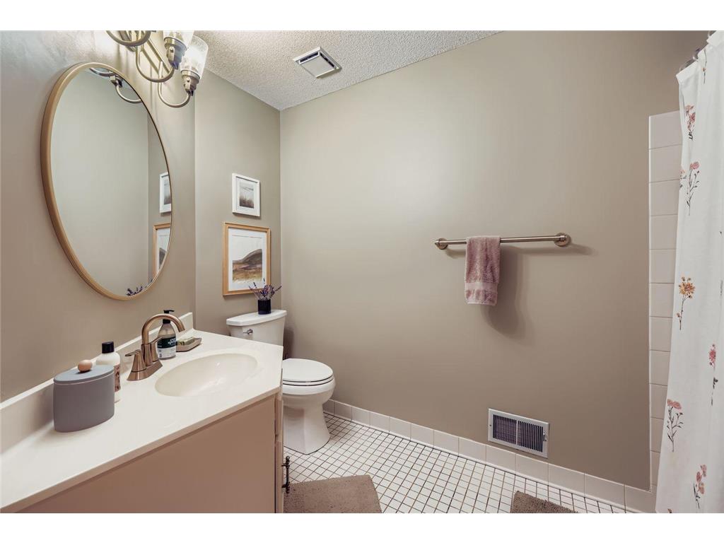 3000 Ontario Road Little Canada MN 55117 6808489 image17