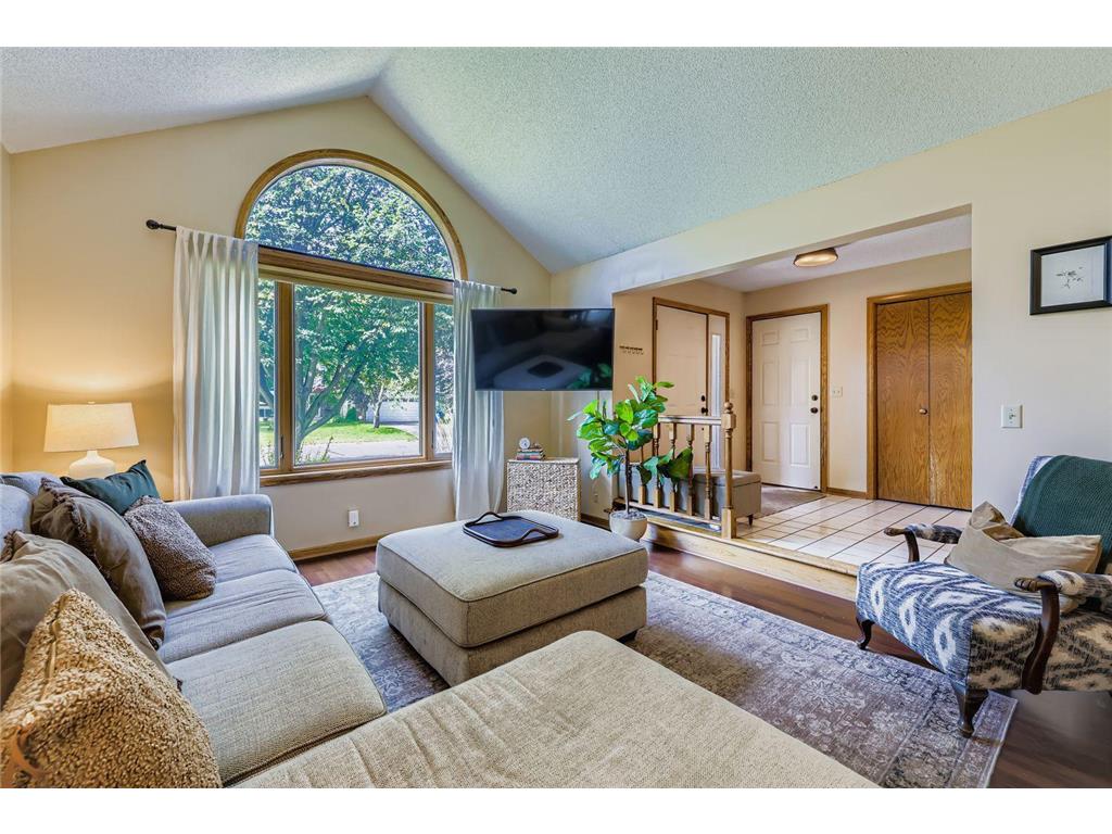 3000 Ontario Road Little Canada MN 55117 6808489 image4