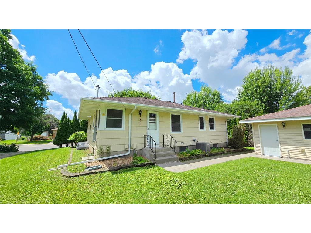 3001 29th Avenue NE Saint Anthony MN 55418 7098942 image1