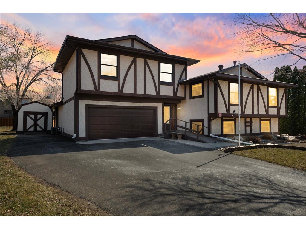 3001 Camelot Drive Woodbury MN 55125 6511662 image1