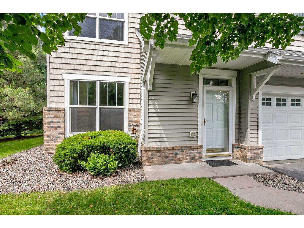 3001 Chamberlain Street N #5 Maplewood MN 55109 6764800 image1
